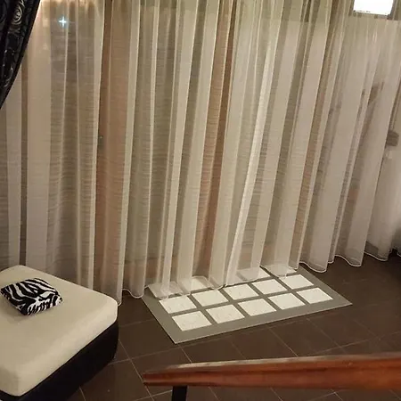 公寓 Comfy Duplex - Next To The Beach